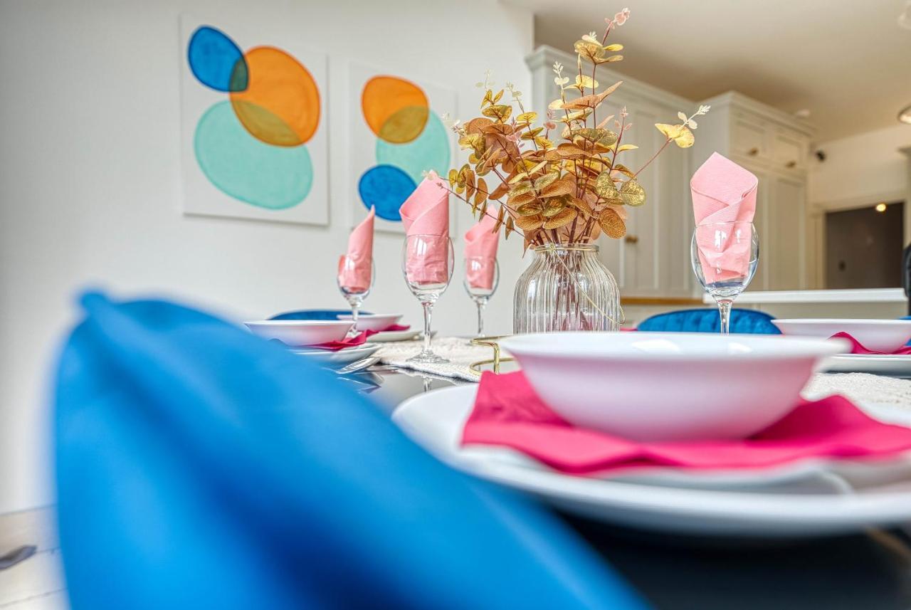 Spacious Nottingham Abode - Sleeps 16 Eksteriør bilde