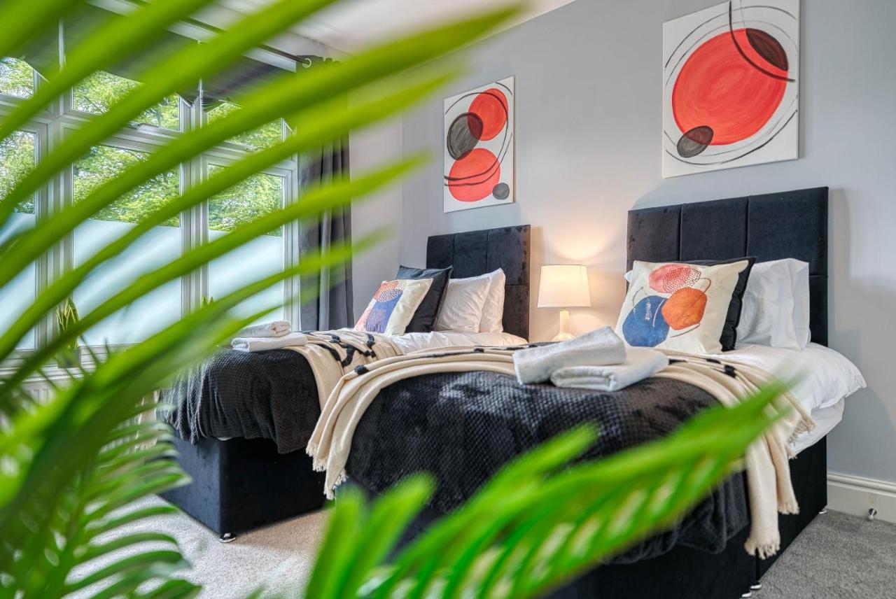 Spacious Nottingham Abode - Sleeps 16 Eksteriør bilde