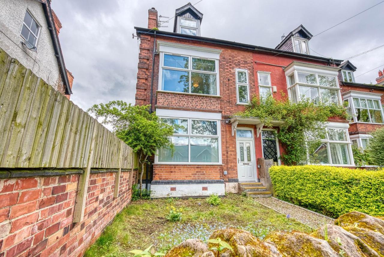 Spacious Nottingham Abode - Sleeps 16 Eksteriør bilde
