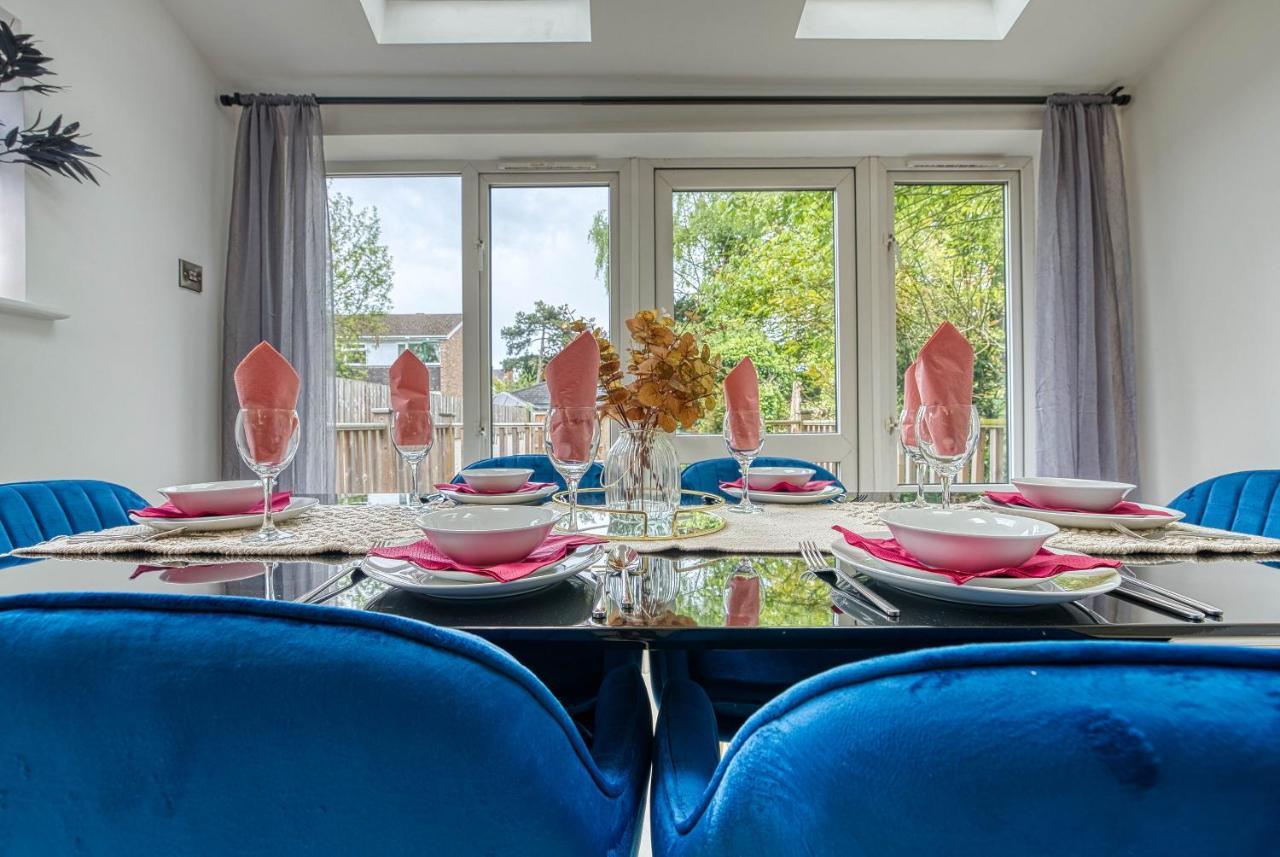 Spacious Nottingham Abode - Sleeps 16 Eksteriør bilde